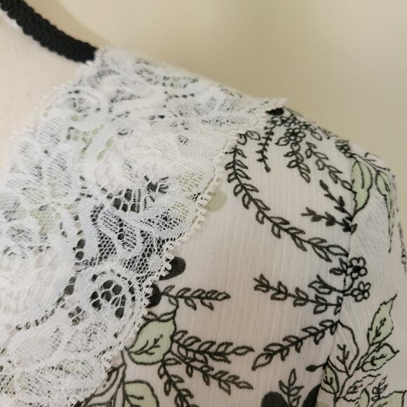 H&M 10 Babydoll Pullover 3/4 Sleeve Lace V-Neck Chiffon Blouse Top Black White - Picture 4 of 16